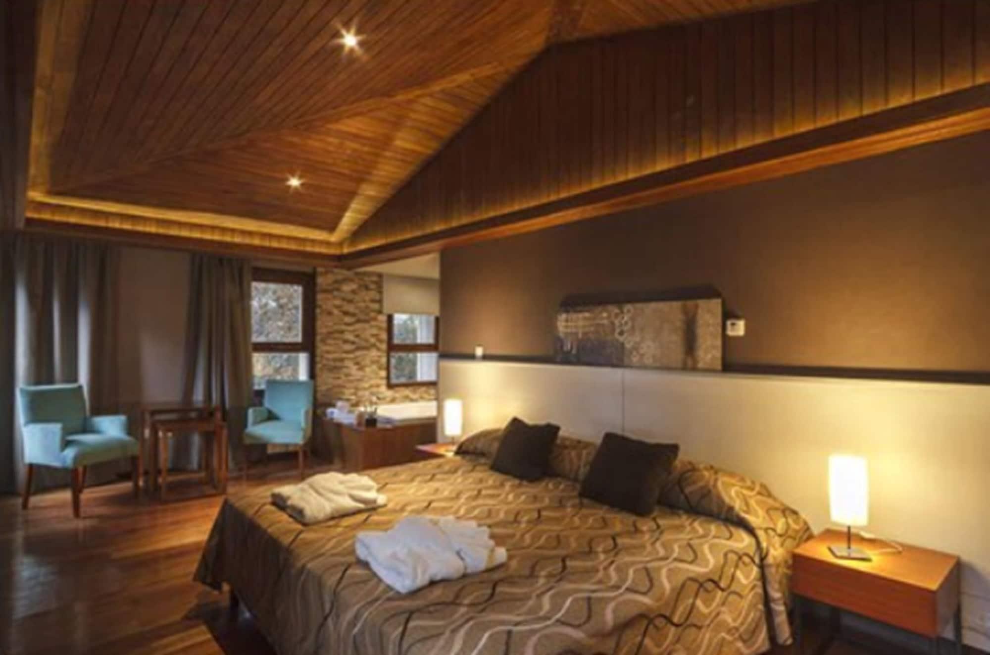 Boutique Hotel And Cabanas Bosque De Nahuel San Carlos de Bariloche Exterior foto